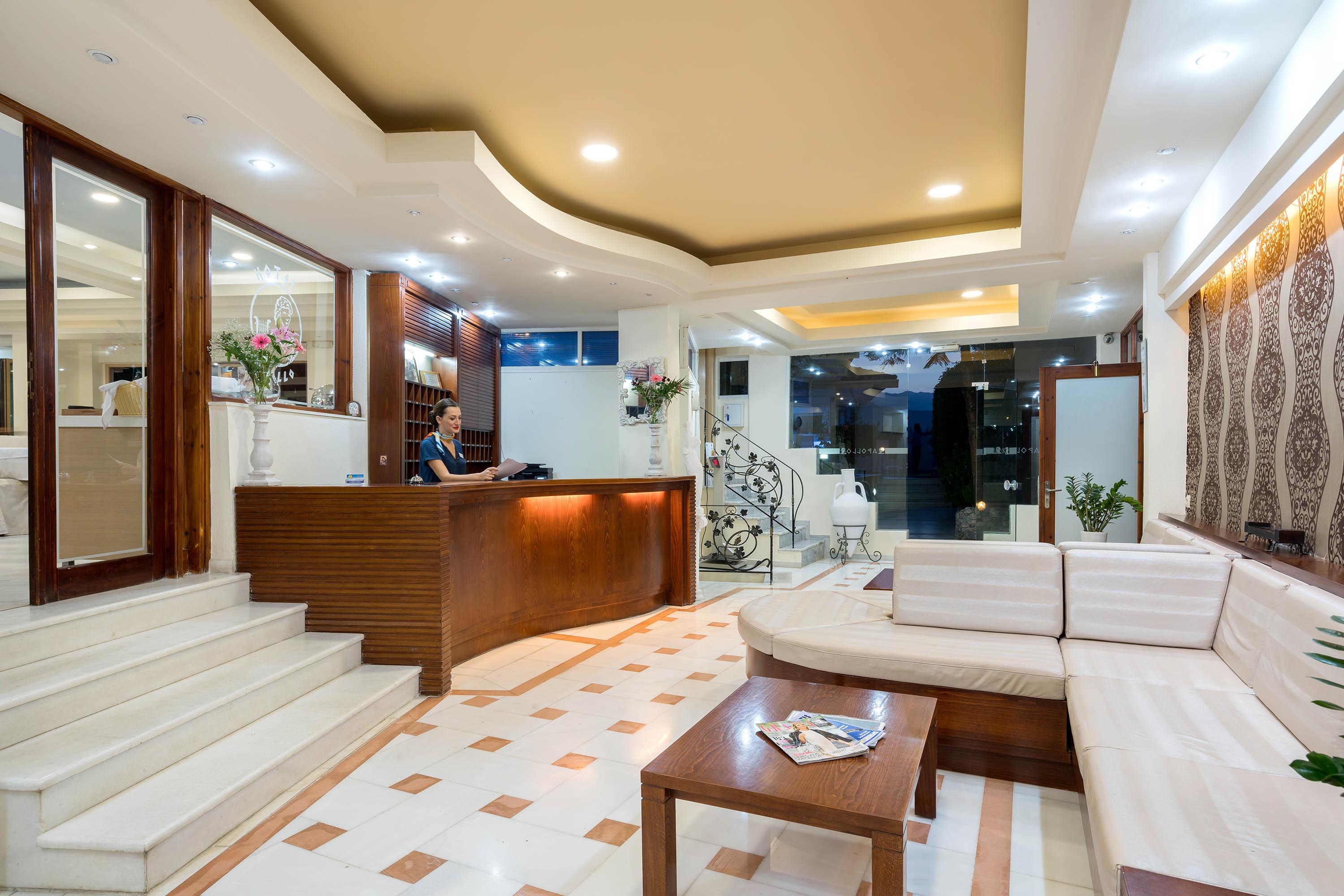 Apollo Apartments Paralia Kourna Exterior photo