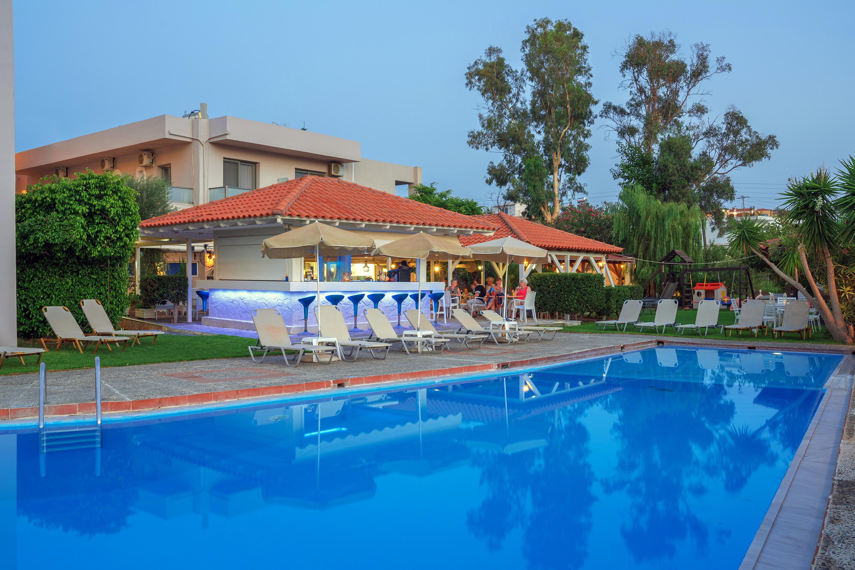 Apollo Apartments Paralia Kourna Exterior photo